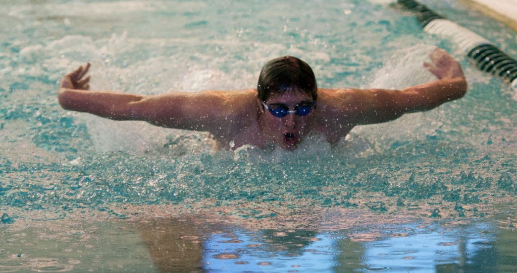 Tigers Swimming and Diving Finishes Fourth in Evanston