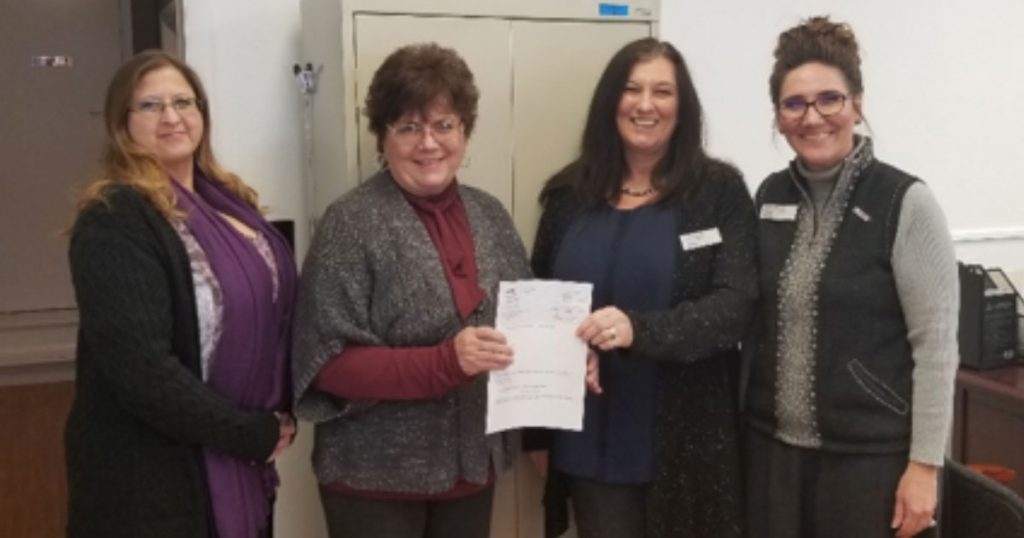 Sweetwater Family Resource Center Receives $2,000 Grant from U.S. Bank