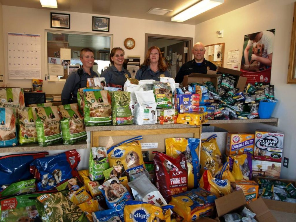 Green River Animal Control Collects 800 lbs of Pet Food SweetwaterNOW