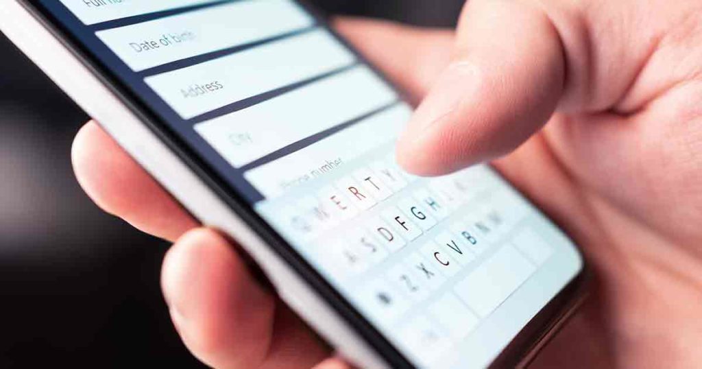 Scammer Impersonates a Friend to Obtain Gift Cards