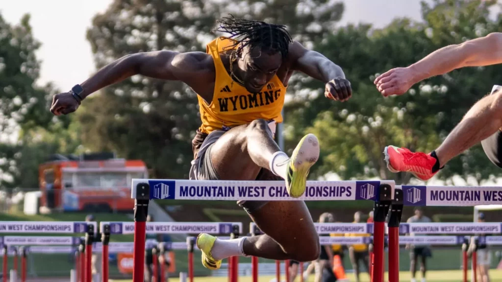 Ten Wyoming Athletes Qualify for NCAA West First Round