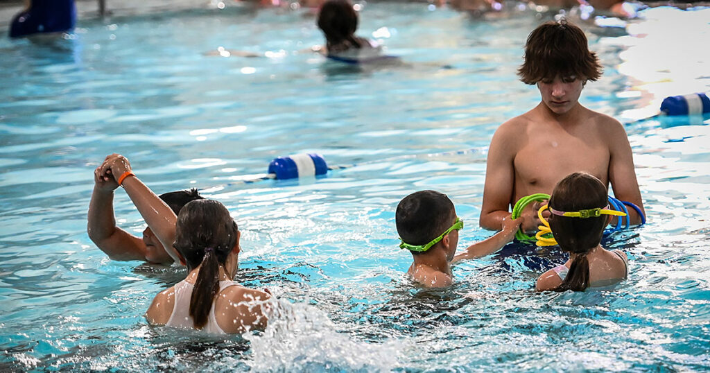World’s Largest Swimming Lesson Attracts More than 50 in Green River