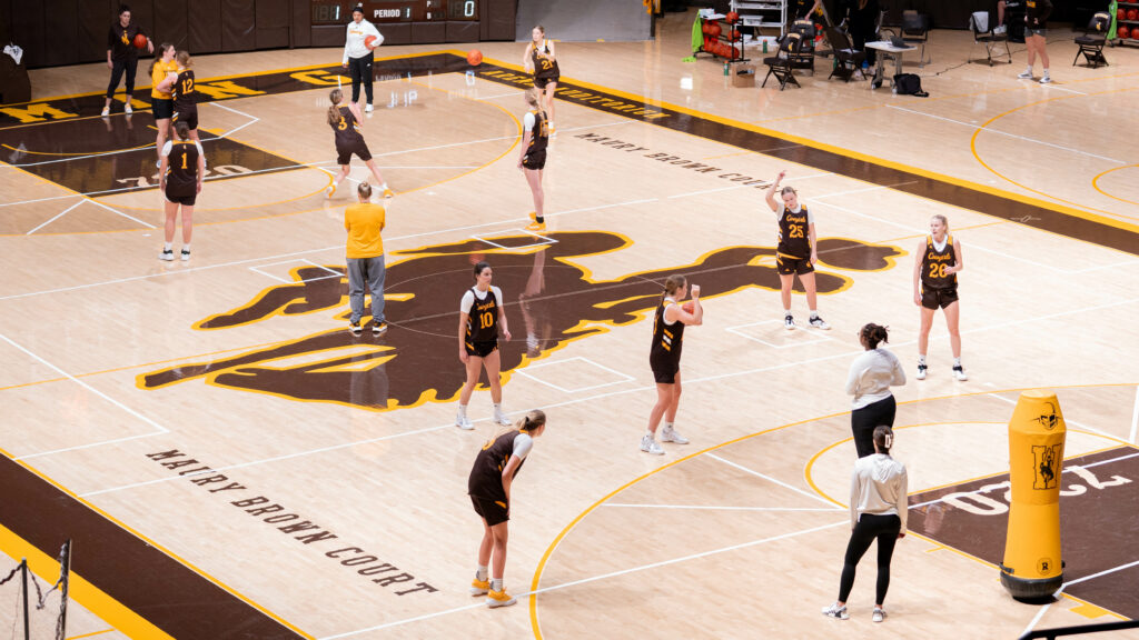 Wyoming Basketball Begins 2025-26 Campaign