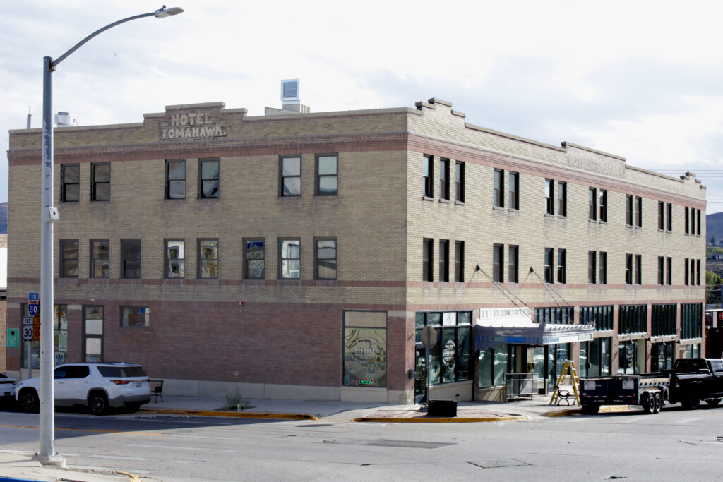 Tomahawk Hotel Renovations Are Ramping Up