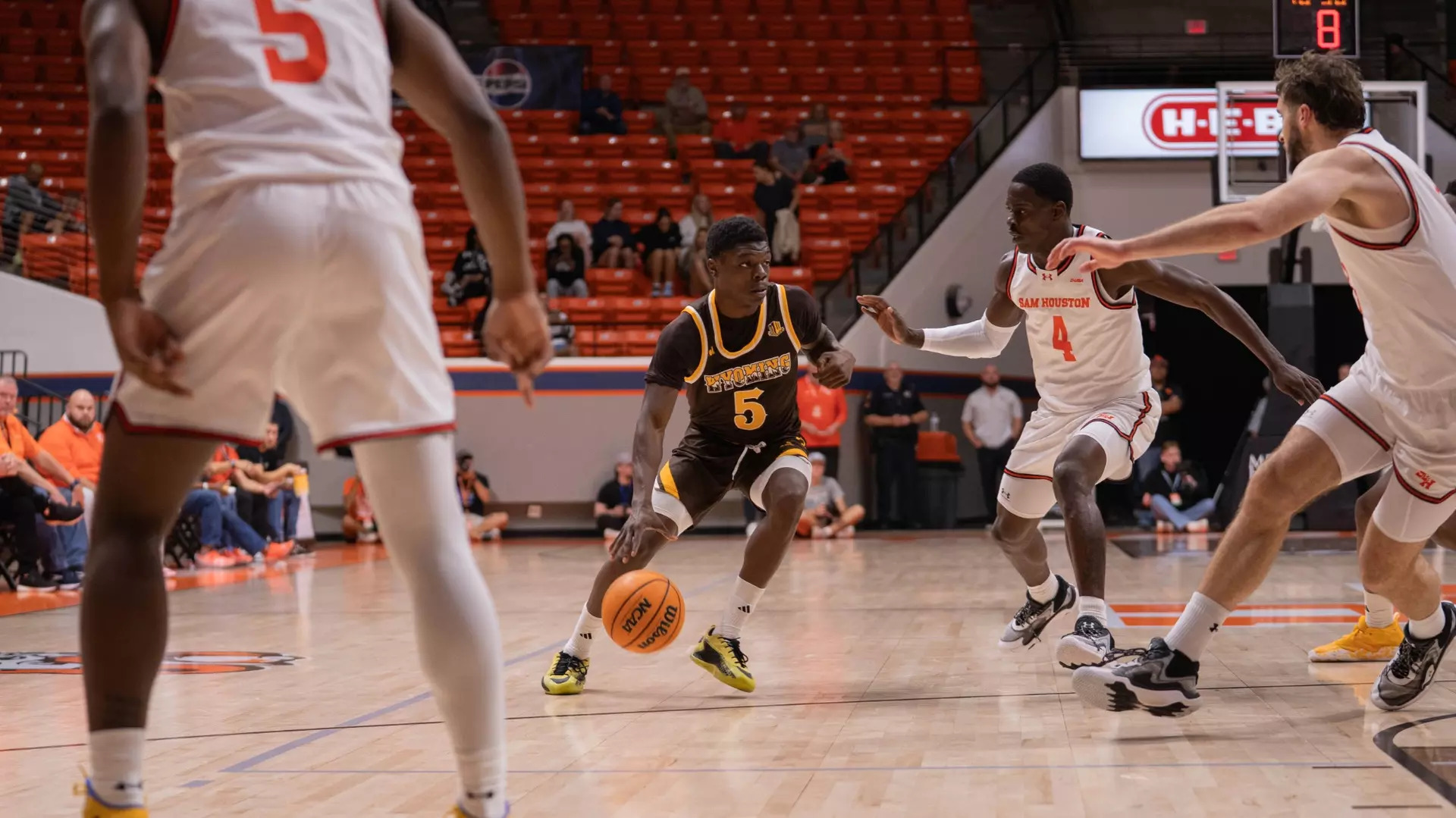 Wyoming Falls at Sam Houston State for First Loss
