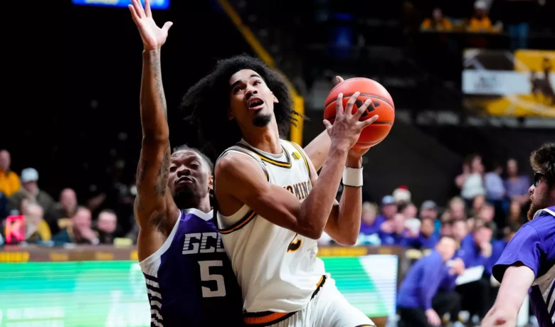 Cowboys Drop Mountain West Opener to Grand Canyon