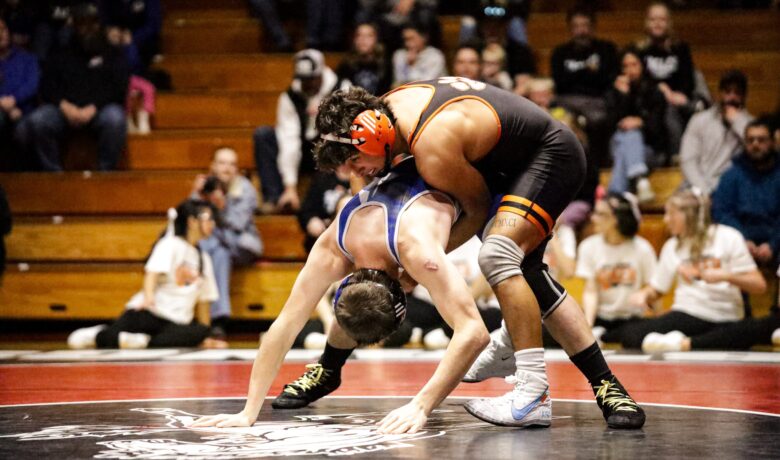 Wolves, Tigers Set for Challenging Weekend at Tournament of Champions