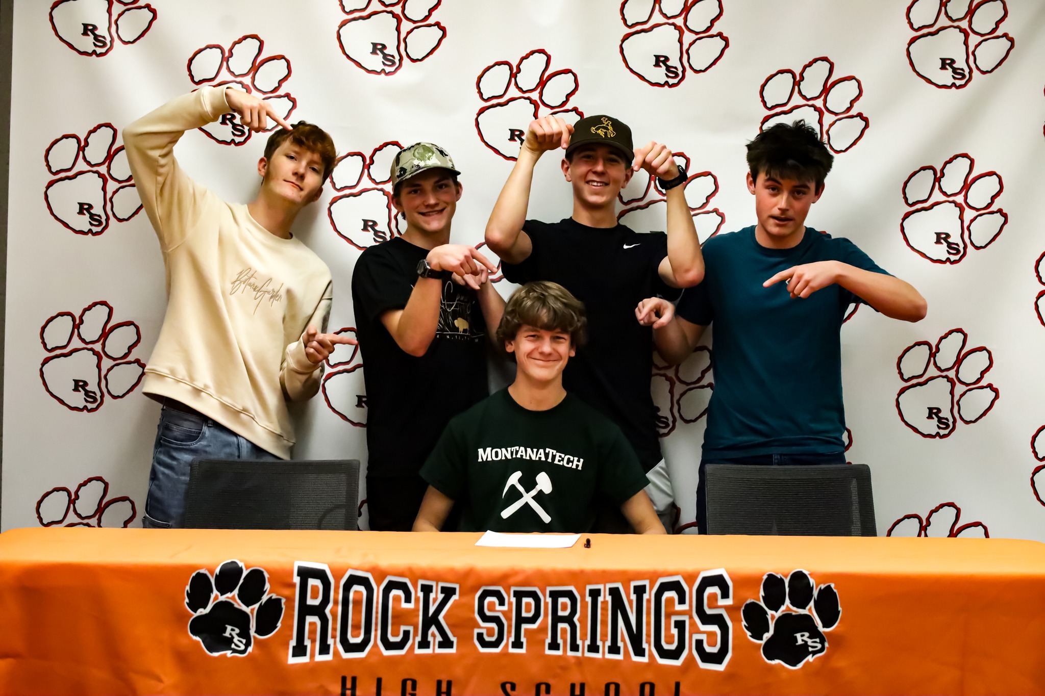 Rock Springs’ William Maes Signs with Montana Tech to Continue Running