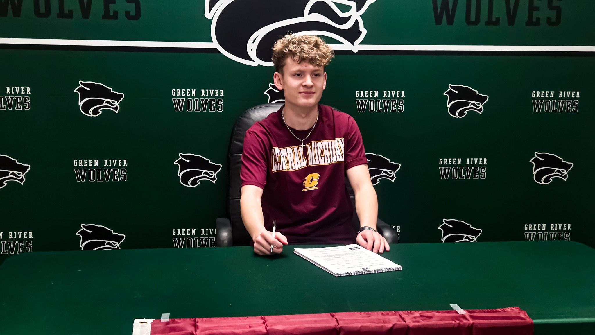 Doak Signs Letter of Intent with Central Michigan
