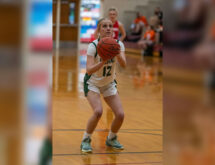 Farson-Eden Splits Conference Road Games at Encampment, Saratoga